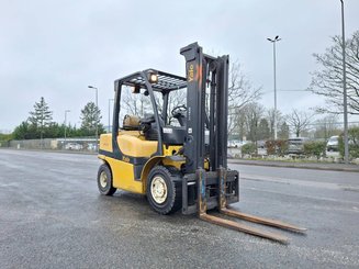 Четырехопорные погрузчики Yale GLP40VX5
