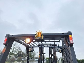 Четырехопорные погрузчики Yale GLP40VX5