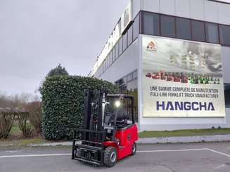 Четырехопорные погрузчики Hangcha AE15