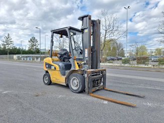 Четырехопорные погрузчики Caterpillar GP25NTD - 1