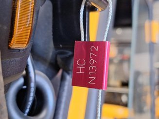 Четырехопорные погрузчики Hangcha XE25i (CPD25-XEY2-SI)