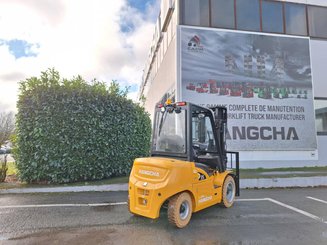 Четырехопорные погрузчики Hangcha XE35i (CPD35-XEY2-SI) - 3
