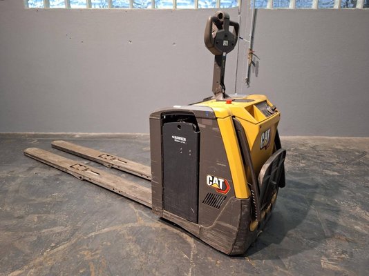 Трехсекционная Caterpillar NPV20N2 - 1
