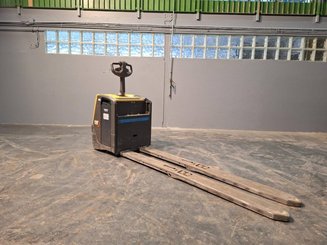 Трехсекционная Caterpillar NPV20N2