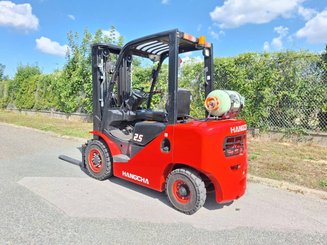 Четырехопорные погрузчики Hangcha XF25G