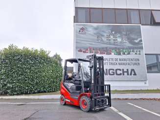 Четырехопорные погрузчики Hangcha XF18G-2