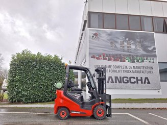 Четырехопорные погрузчики Hangcha XF18G-2