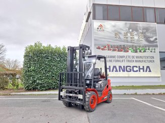 Четырехопорные погрузчики Hangcha XF35G-2