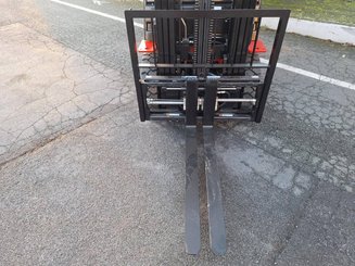 Четырехопорные погрузчики Hangcha XF25G-2