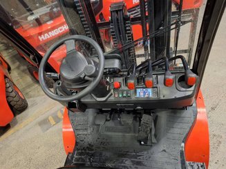 Четырехопорные погрузчики Hangcha XF35G-2