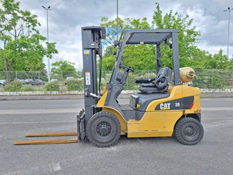 Четырехопорные погрузчики Caterpillar GP20NT - 2