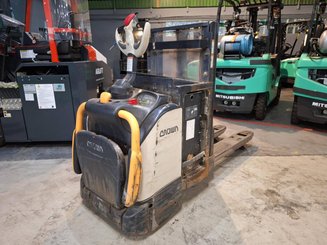Штабелеры с электроприводом Crown DT3040 2.0