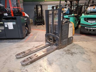 Штабелеры с электроприводом Crown DT3040 2.0