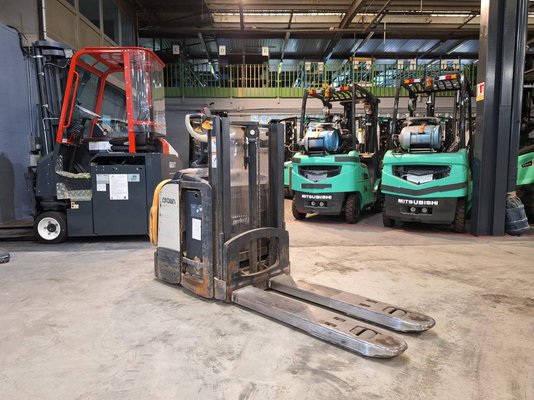 Штабелеры с электроприводом Crown DT3040 2.0 - 1