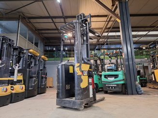 Штабелеры с платформой для оператора Caterpillar NSR16N2