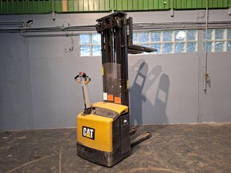 Штабелеры с электроприводом Caterpillar NSP16N