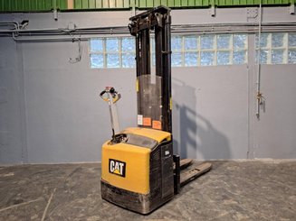 Штабелеры с электроприводом Caterpillar NSP16N