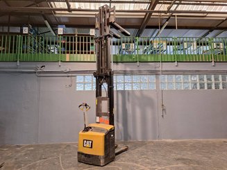 Штабелеры с электроприводом Caterpillar NSP16N