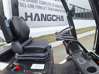 Четырехопорные погрузчики Hangcha AE18