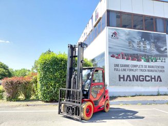 Четырехопорные погрузчики Hangcha XF35G-2