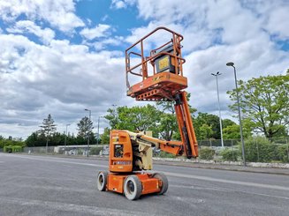 Коленчатые подъемники JLG E300AJP