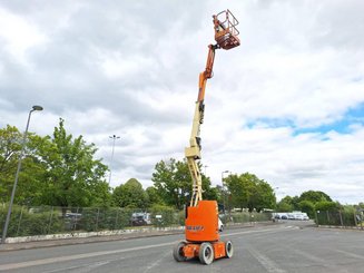 Коленчатые подъемники JLG E300AJP