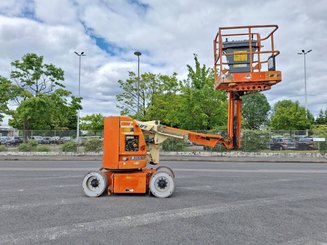 Коленчатые подъемники JLG E300AJP
