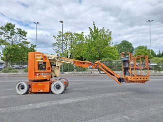 Коленчатые подъемники JLG E300AJP