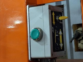 Строительный подъёмник с вертикальной мачтой JLG TOUCAN DUO