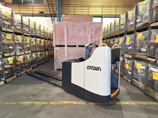 Трехсекционная Crown WT3040