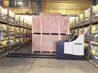 Трехсекционная Crown WT3040