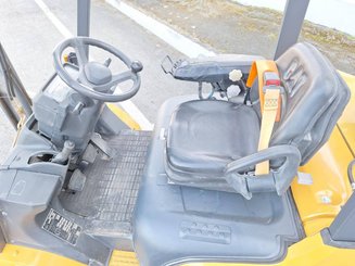 Четырехопорные погрузчики Caterpillar GP30NT - 11