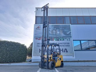 Четырехопорные погрузчики Caterpillar GP30NT - 10