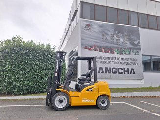 Четырехопорные погрузчики Hangcha XE30-i