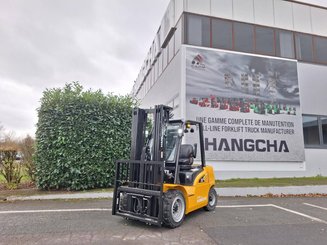 Четырехопорные погрузчики Hangcha XE30-i