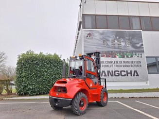 Внедорожный погрузчик Hangcha TT30-4