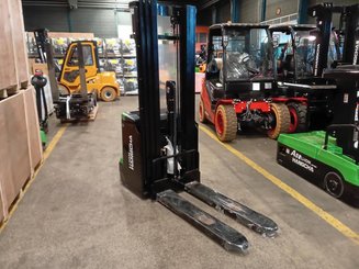 Штабелеры с электроприводом Hangcha CDD12-XT1-SI