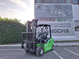 Четырехопорные погрузчики Hangcha XC35i