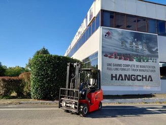 Четырехопорные погрузчики Hangcha AE20C