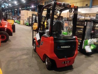 Четырехопорные погрузчики Hangcha AE20C