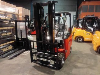 Четырехопорные погрузчики Hangcha AE20C