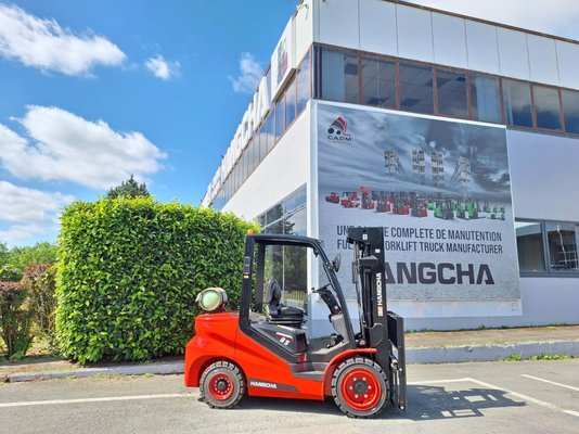 Четырехопорные погрузчики Hangcha XF35G-2 - 1