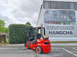 Четырехопорные погрузчики Hangcha XF35G-2