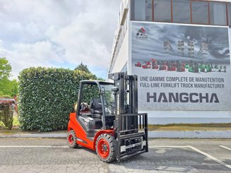 Четырехопорные погрузчики Hangcha XF35G-2