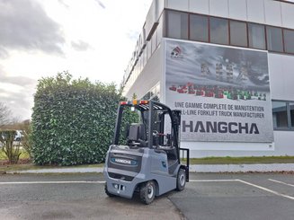 Четырехопорные погрузчики Hangcha AE15