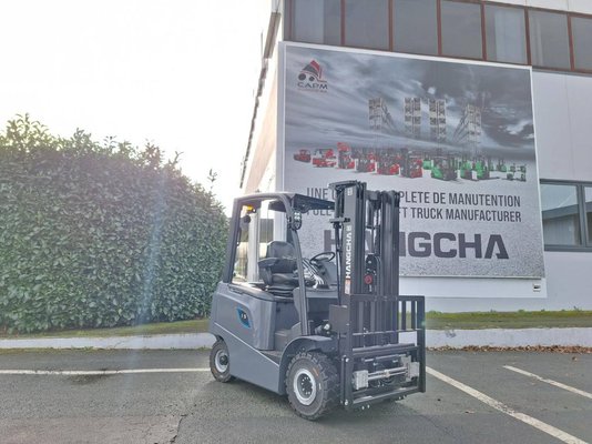 Четырехопорные погрузчики Hangcha AE15 - 1