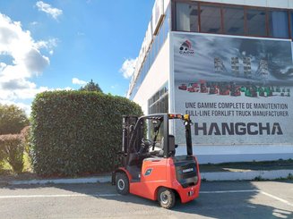 Четырехопорные погрузчики Hangcha AE18