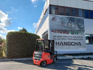 Четырехопорные погрузчики Hangcha AE18