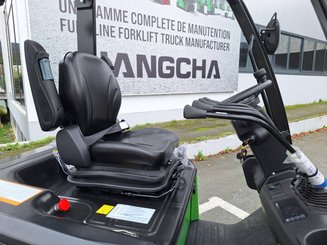 Четырехопорные погрузчики Hangcha AE20Ci