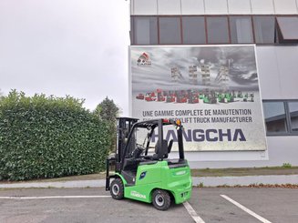 Четырехопорные погрузчики Hangcha AE20Ci